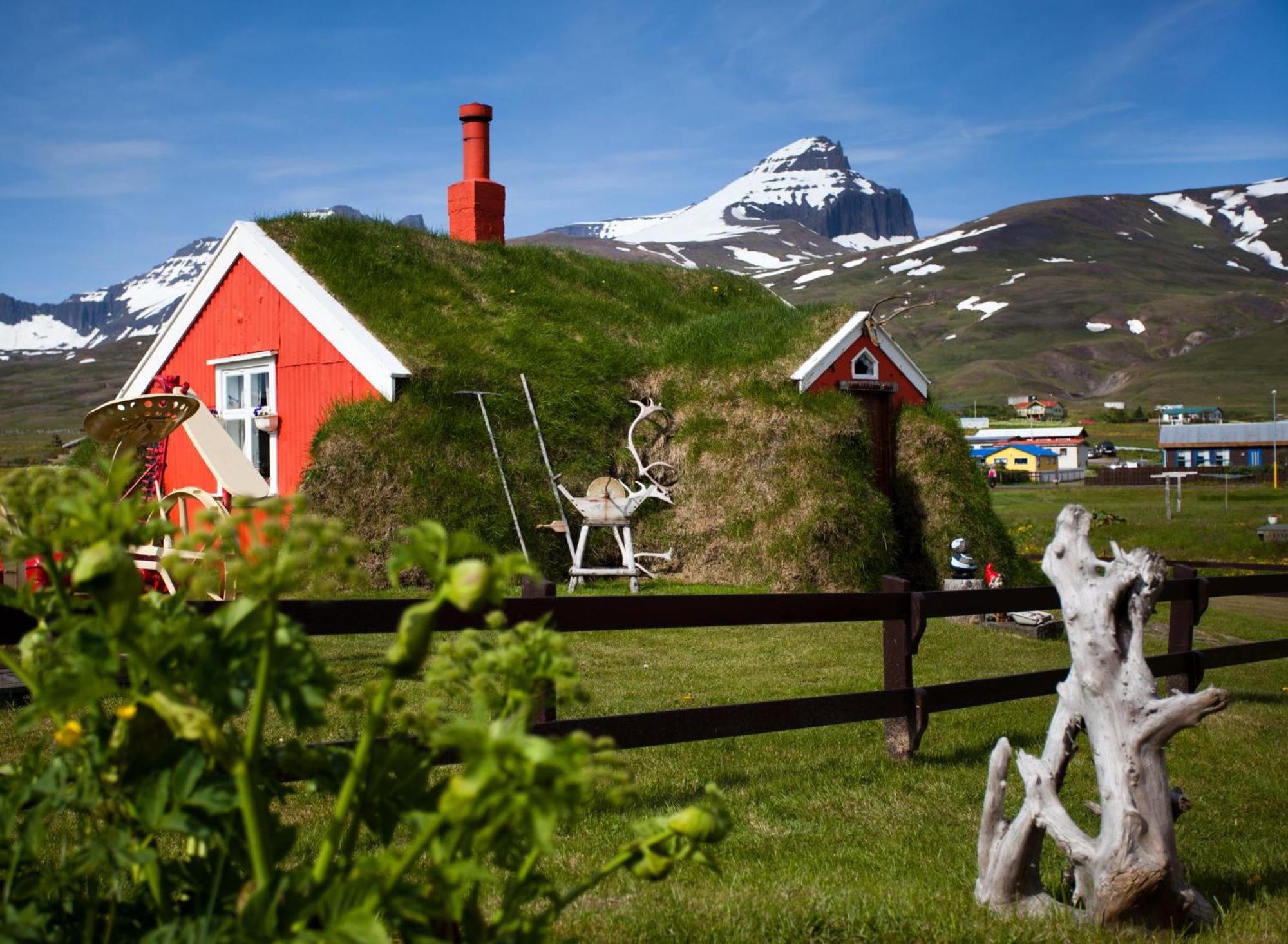 Alfheimar Hotel Borgarfjordur Eystri Exteriör bild